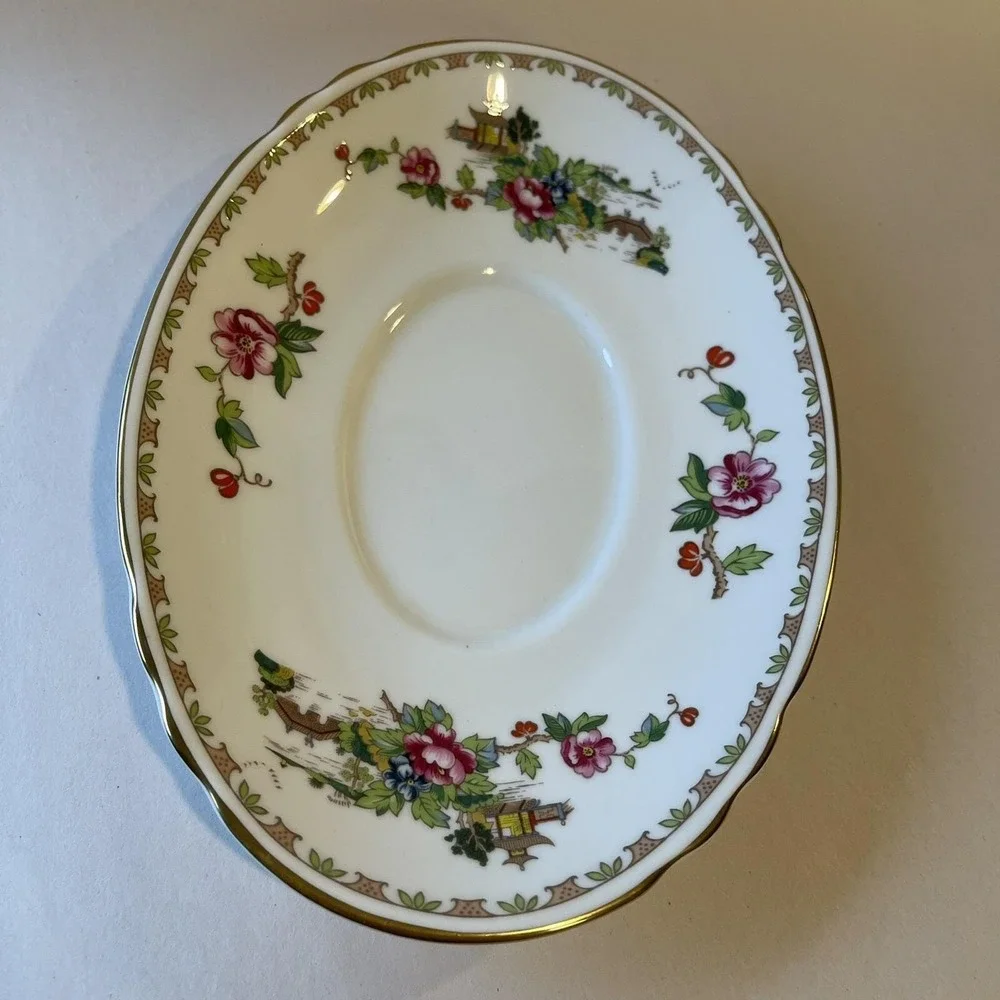 Vintage Crown Staffordshire England‎ Pagoda Gravy Boat w/ Under-Plate Oriental